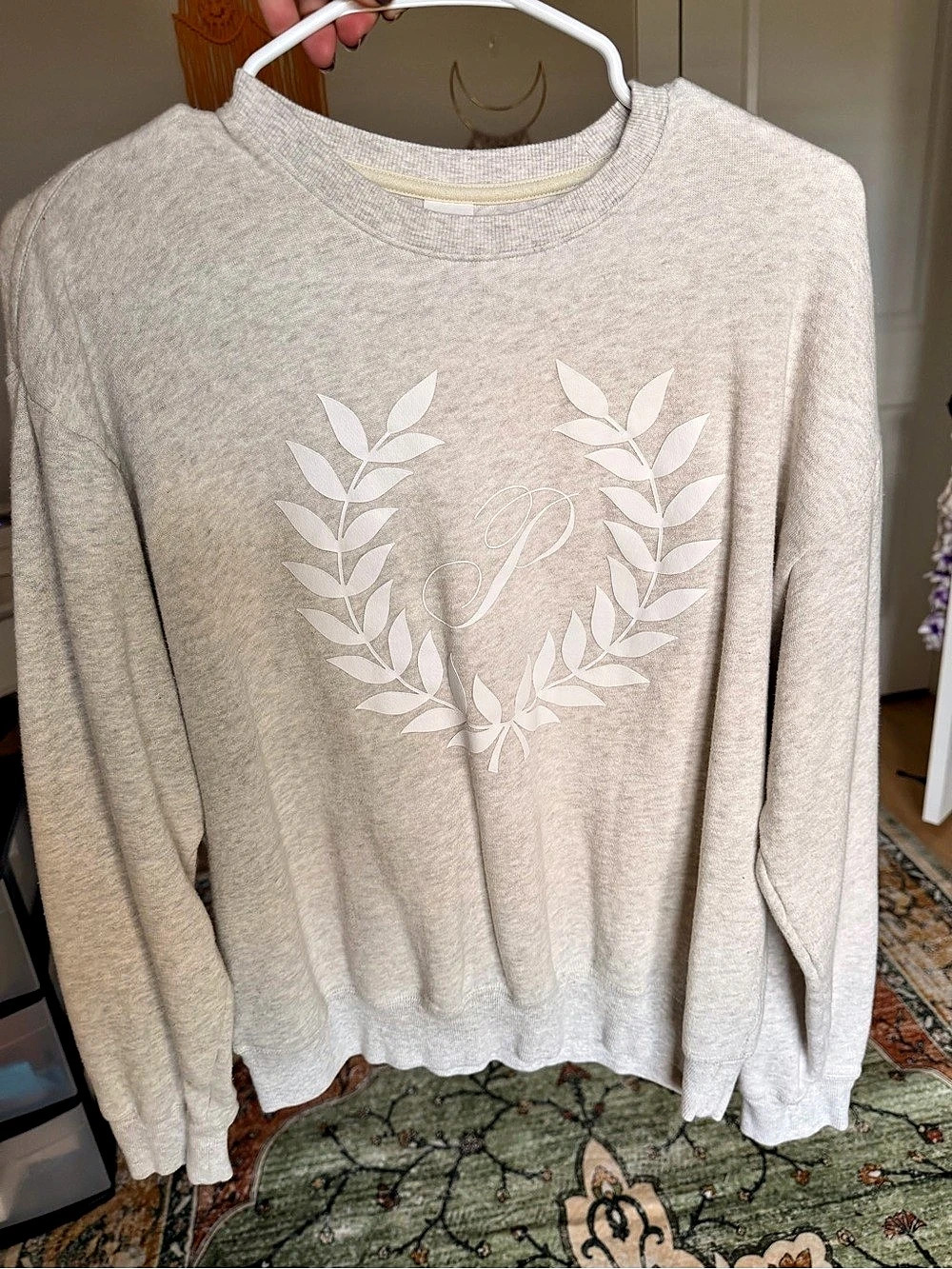 PINK Victoria's Secret Graphic Sweatshirt in Cream Size M